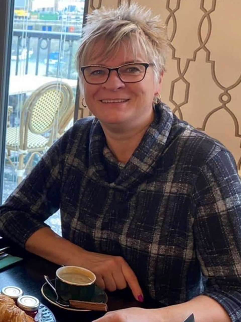 Laila - Before - The Bea Tribe