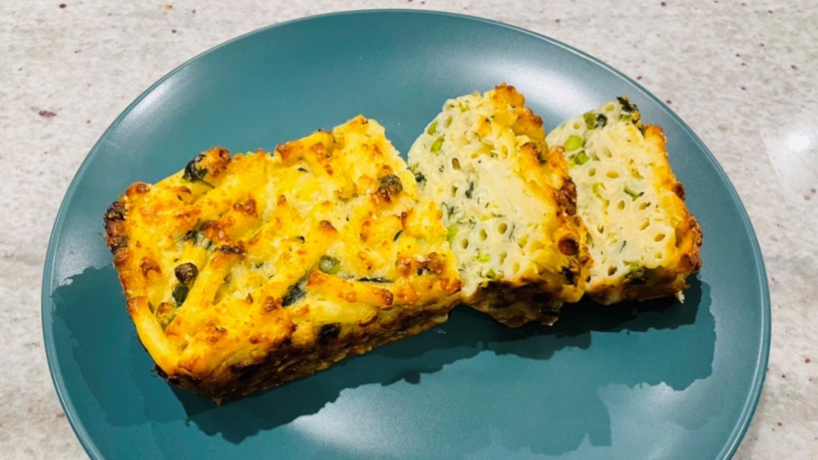 Vegetarian Mac and Cheese - Wide - The Bea Tribe